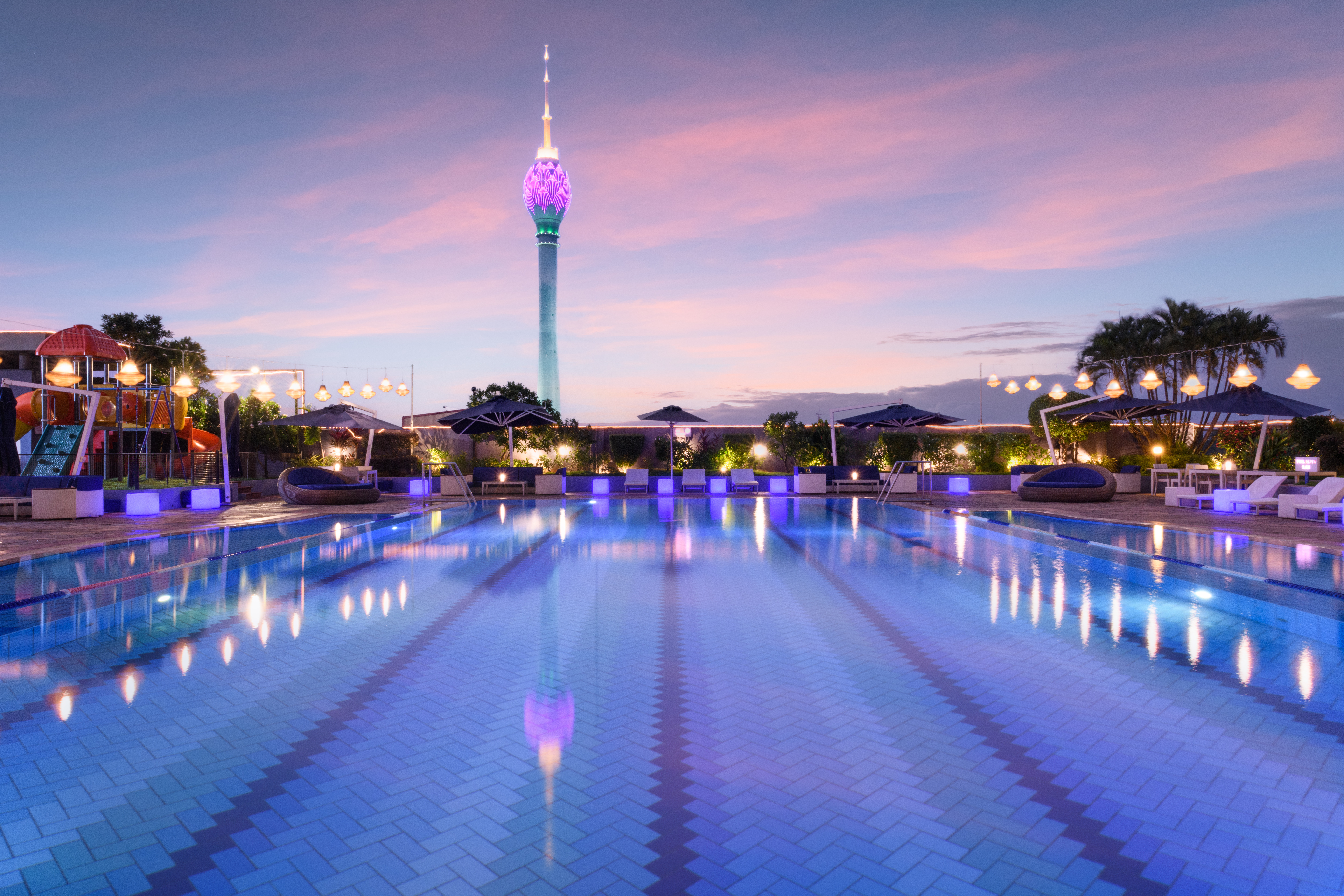 COLOMBO - The Bustling Capital